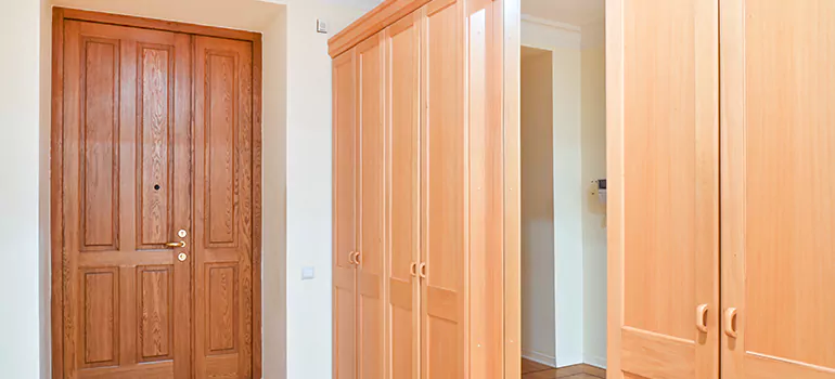 Glass Closet Door Repair in Glenvar Heights, FL