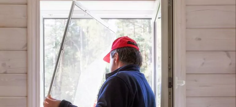 Expandable Window Screen Installation in Glenvar Heights, FL